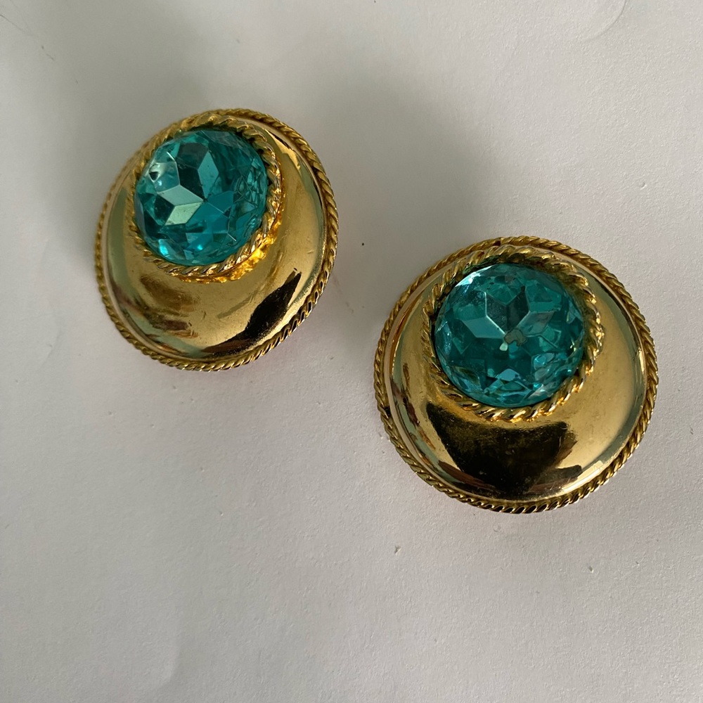 Non-pierced earrings
